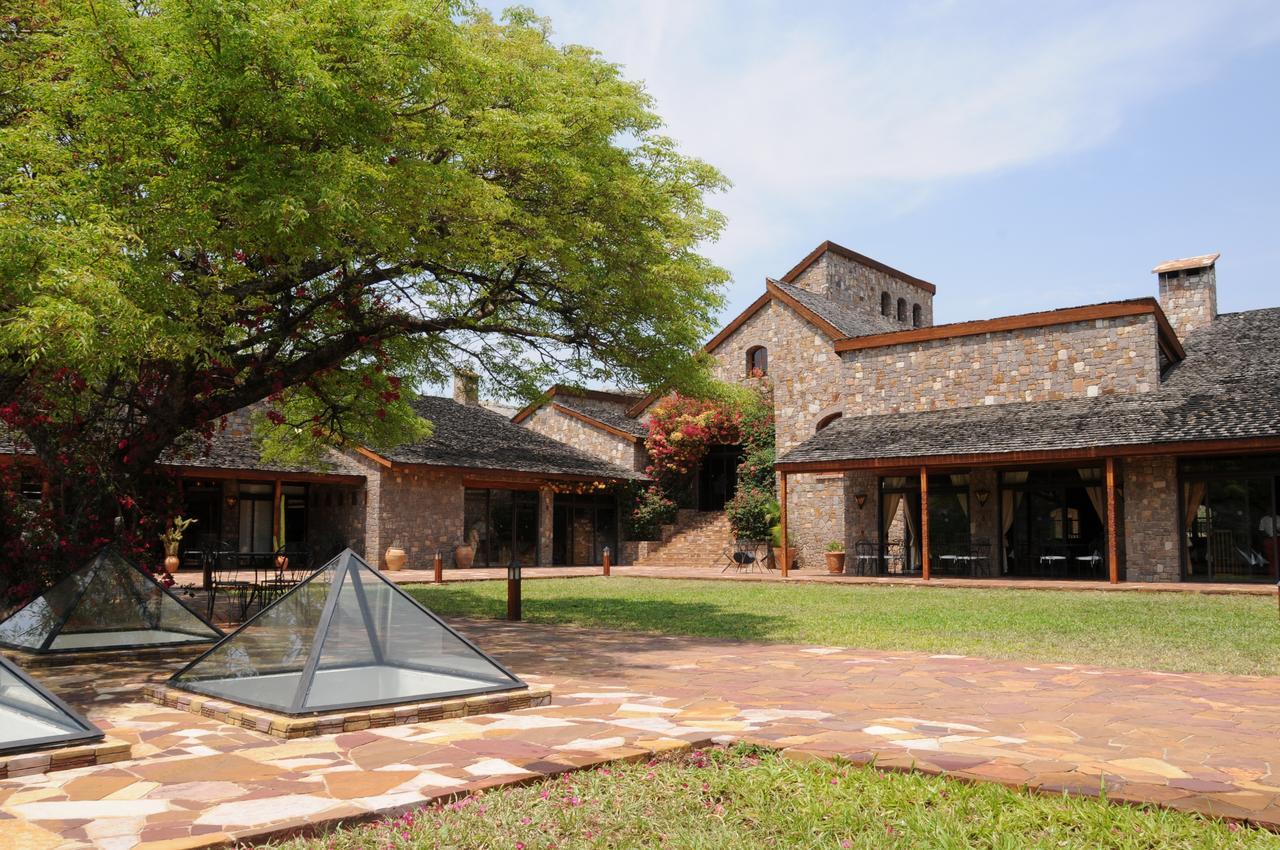 Hotel Le Jardin Du Roy Ranohira Exterior foto